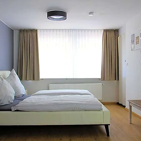 Haus Teufenbach 3* Бад-Нойенар-Арвайлер