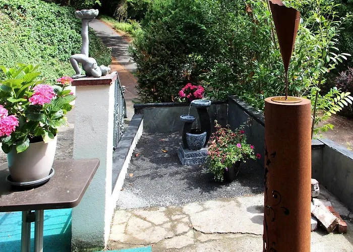 Haus Teufenbach 公寓式酒店 3*